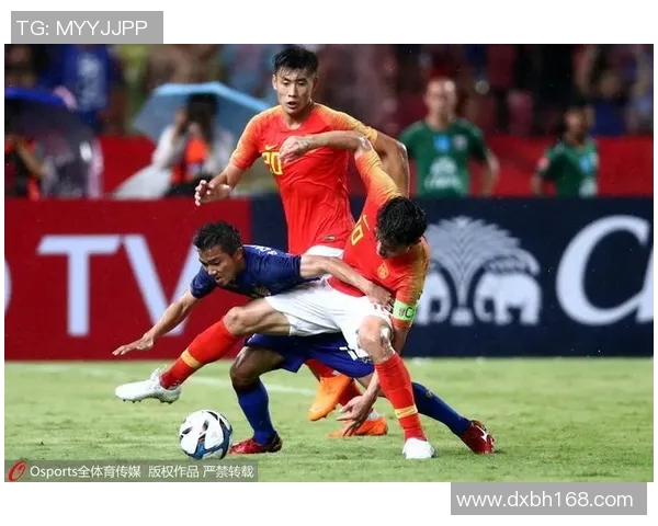 中国与泰国足球对决现场直播精彩瞬间全记录 中国与泰国足球对决现场直播精彩瞬间全记录